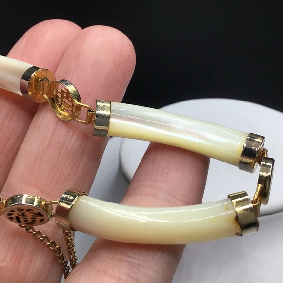 🌺Vintage Gold & Mother of Pearl Bracelet - Picture 15 of 15